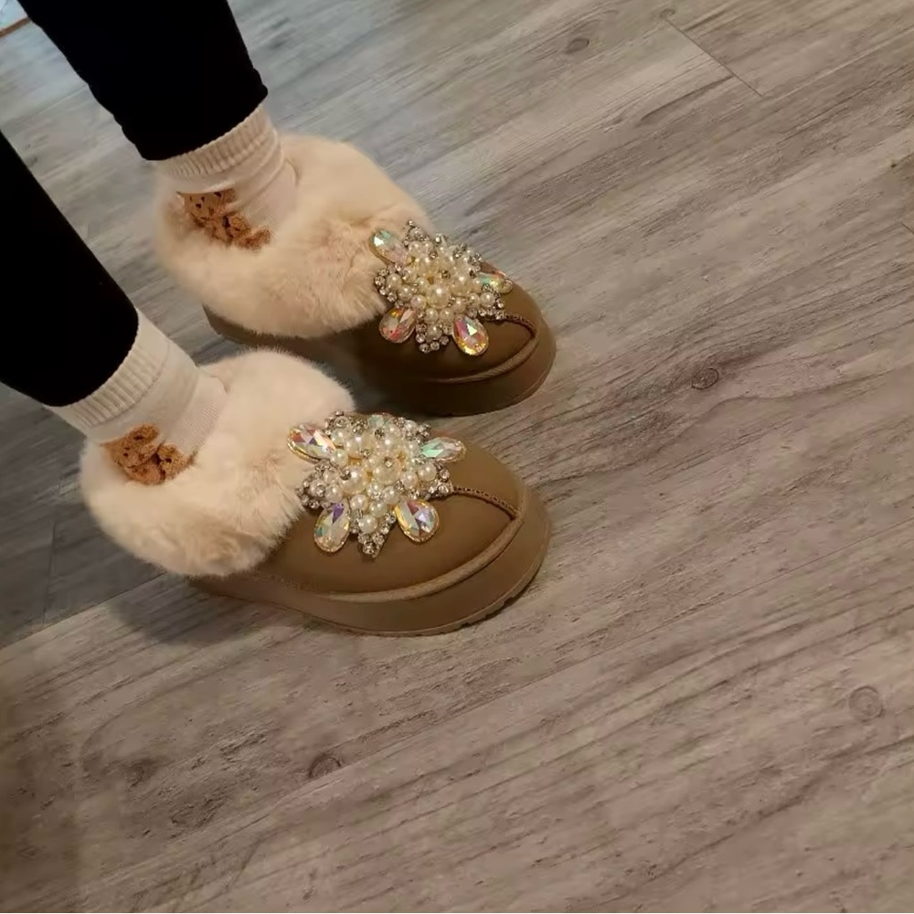 Faux Fur & Rhinestone Slippers - Picture 3 of 4